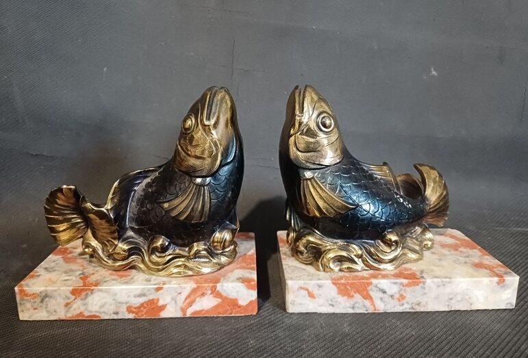 Art Deco bookends. (Zinc alloy)