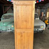 Solid wood cabinet / storage unit with one door.