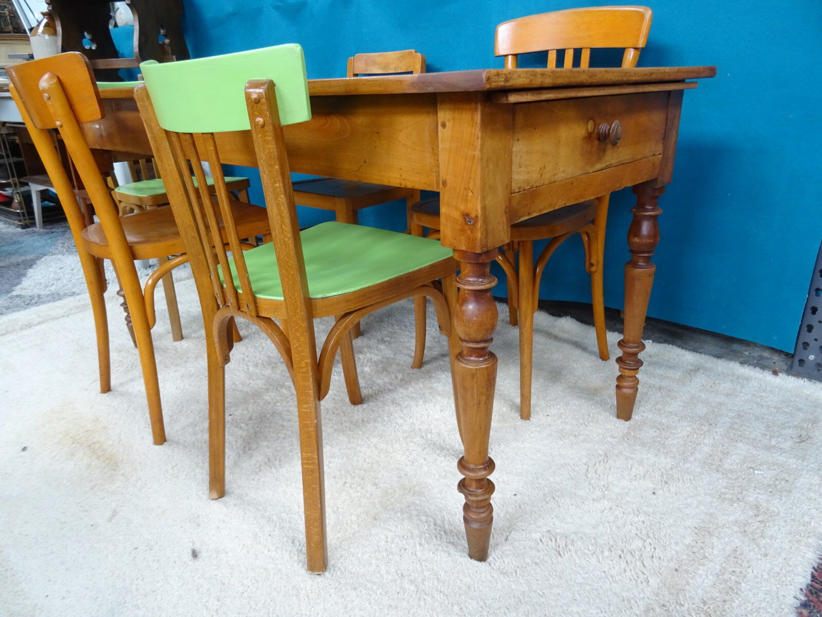Table de ferme en bois fruitier