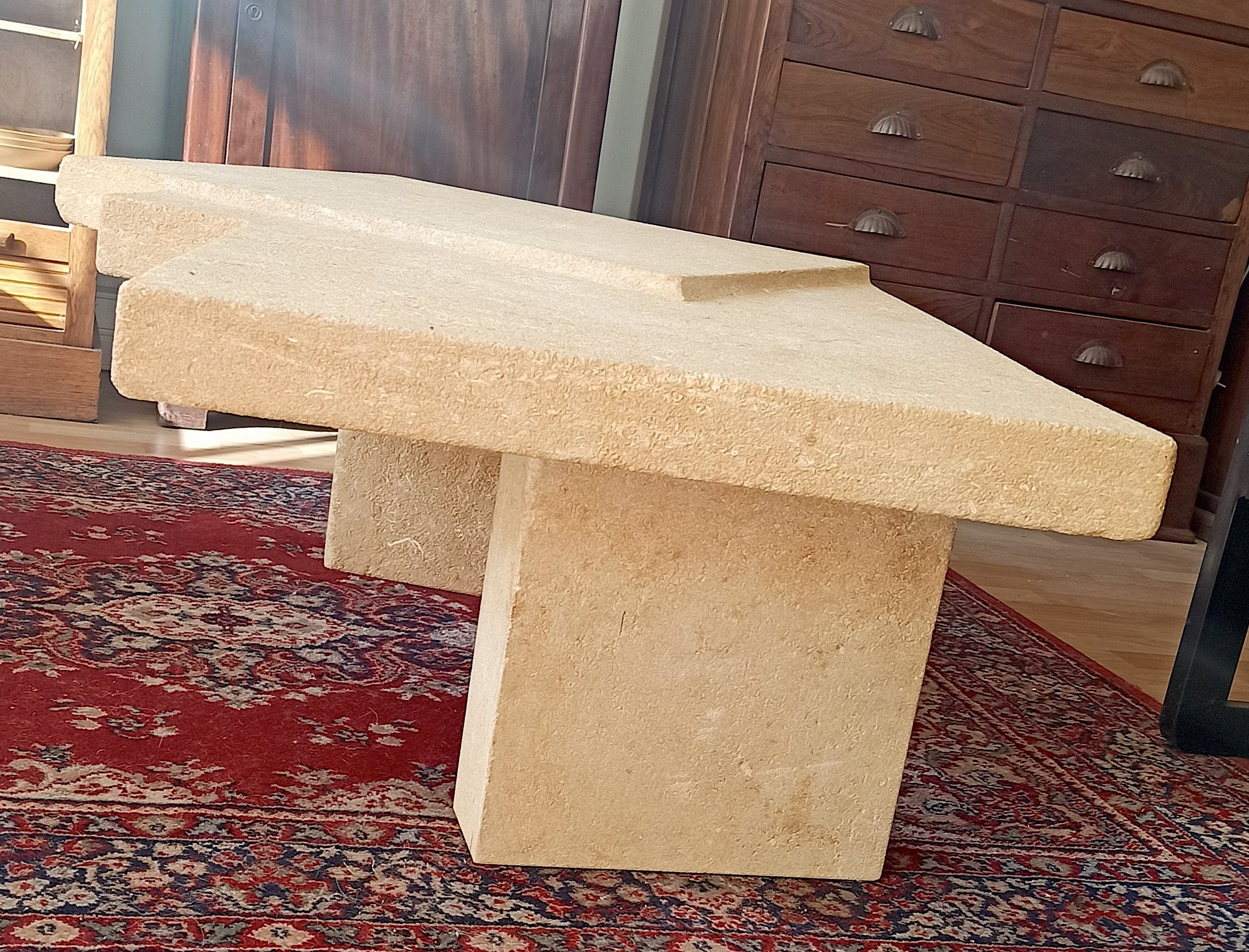 Brutalist coffee table 70s natural stone of Les Eyzies