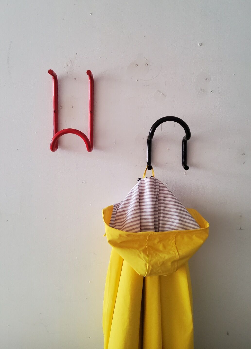 Portemanteau design en métal "taka" de cesare rota nodari pour acerbis 1960