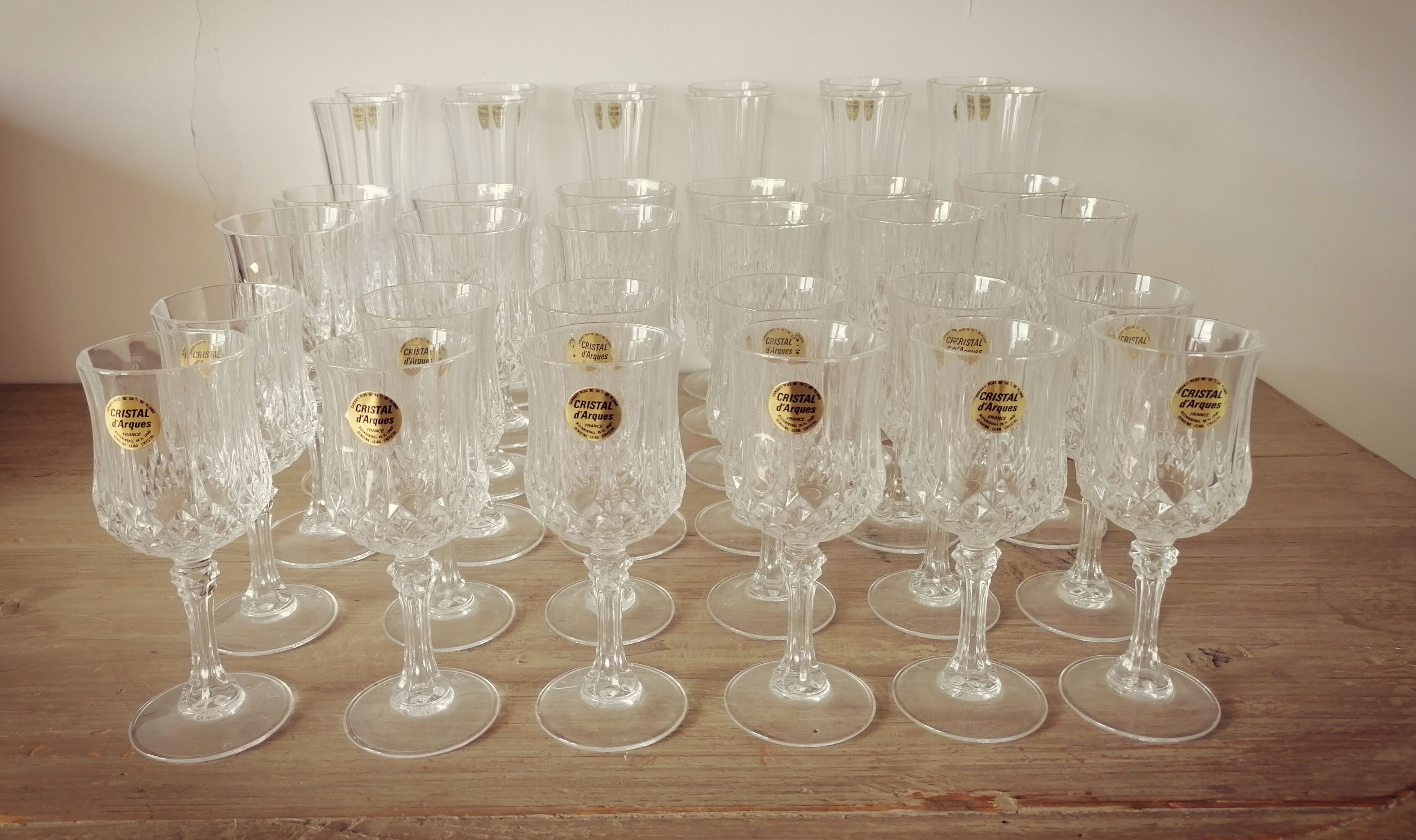 Set crystal glasses of arques