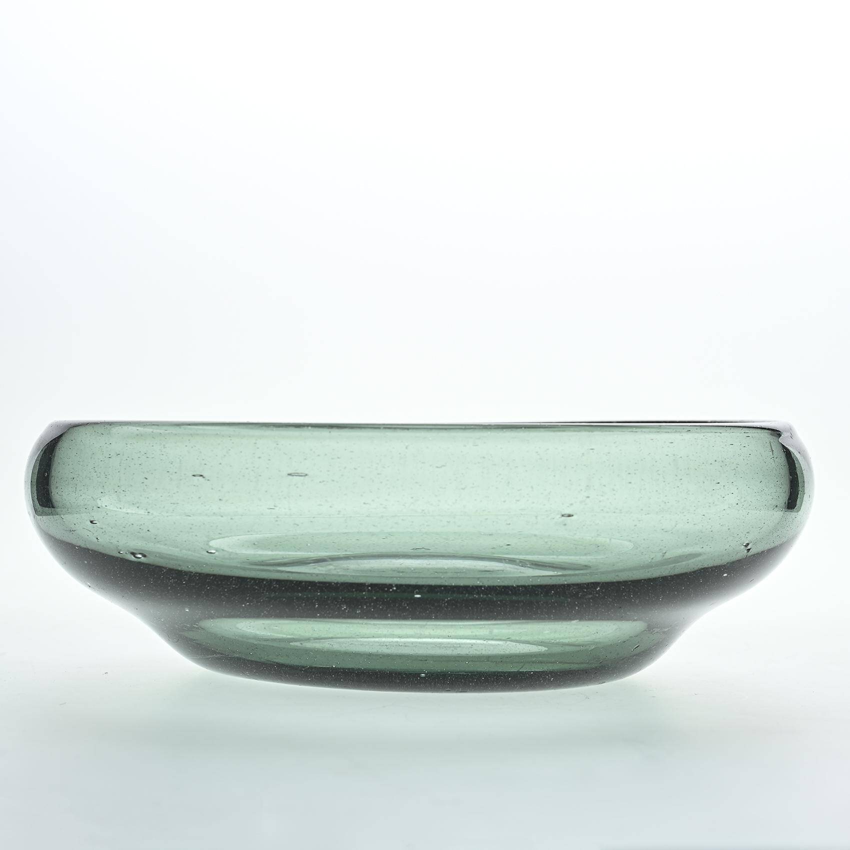 Blown glass cup by Claude Morin, 1975 France