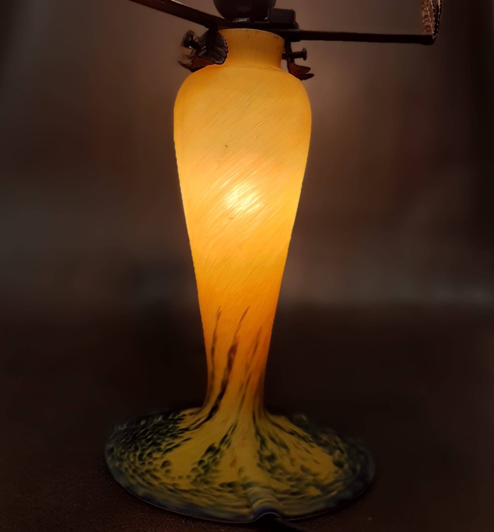 Pied de lampe de table, Verre d'art de France