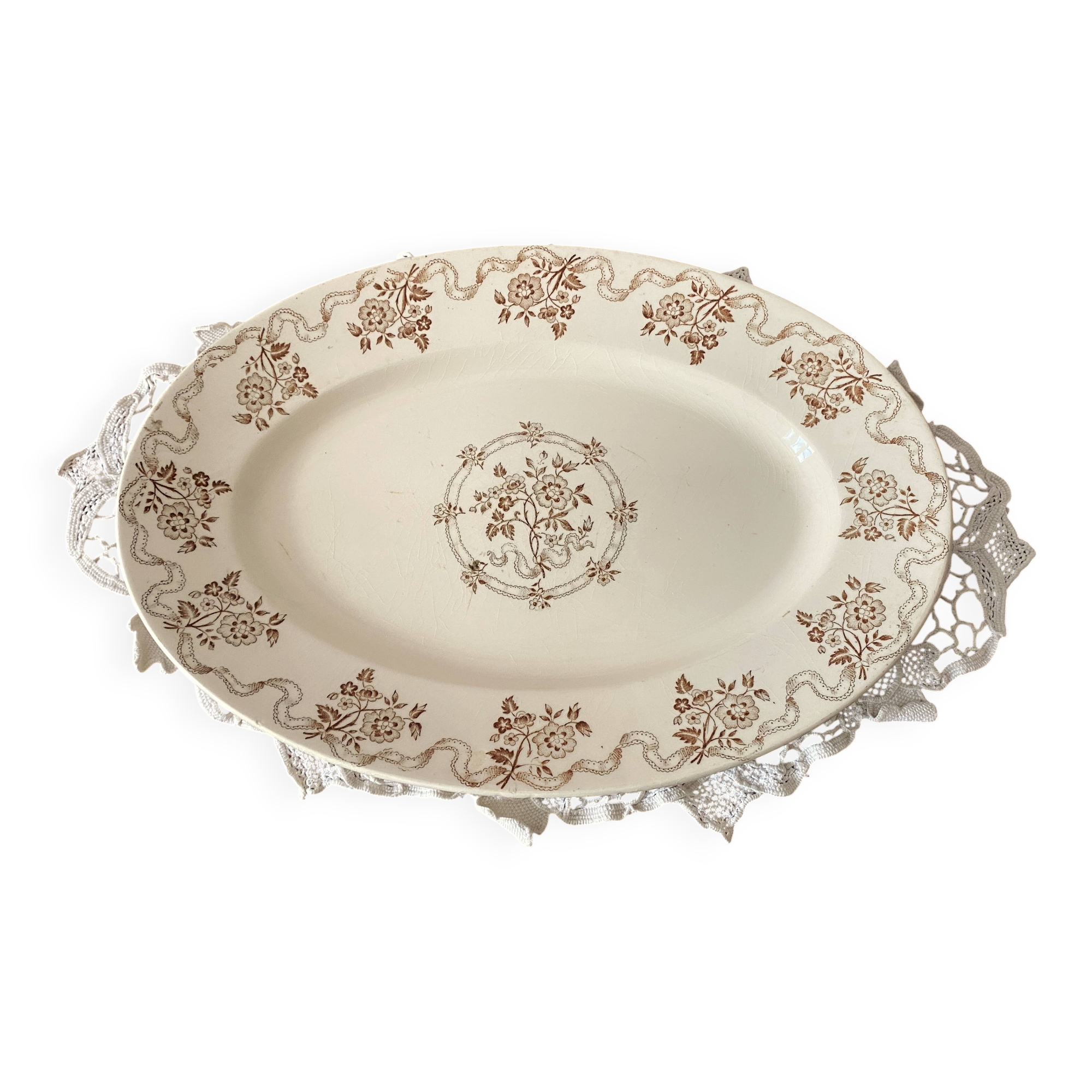 Oval serving dish in Terre de Fer Gien earthenware with Osborne Sepia decor