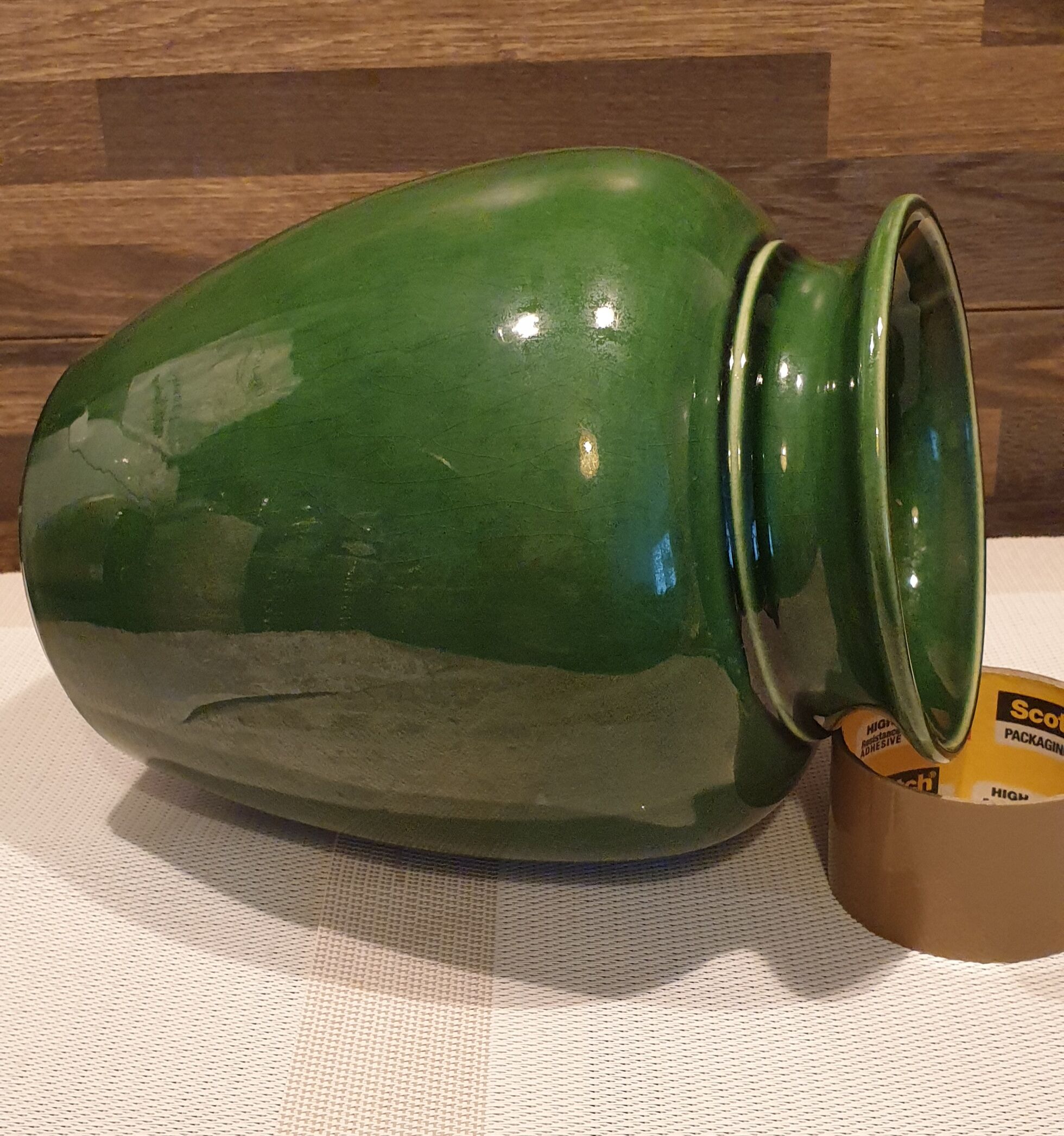 Green vase H.26cm