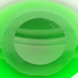 Coupe en verre vert par Holmegaard
