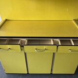 Buffet de cuisine vintage en formica jaune