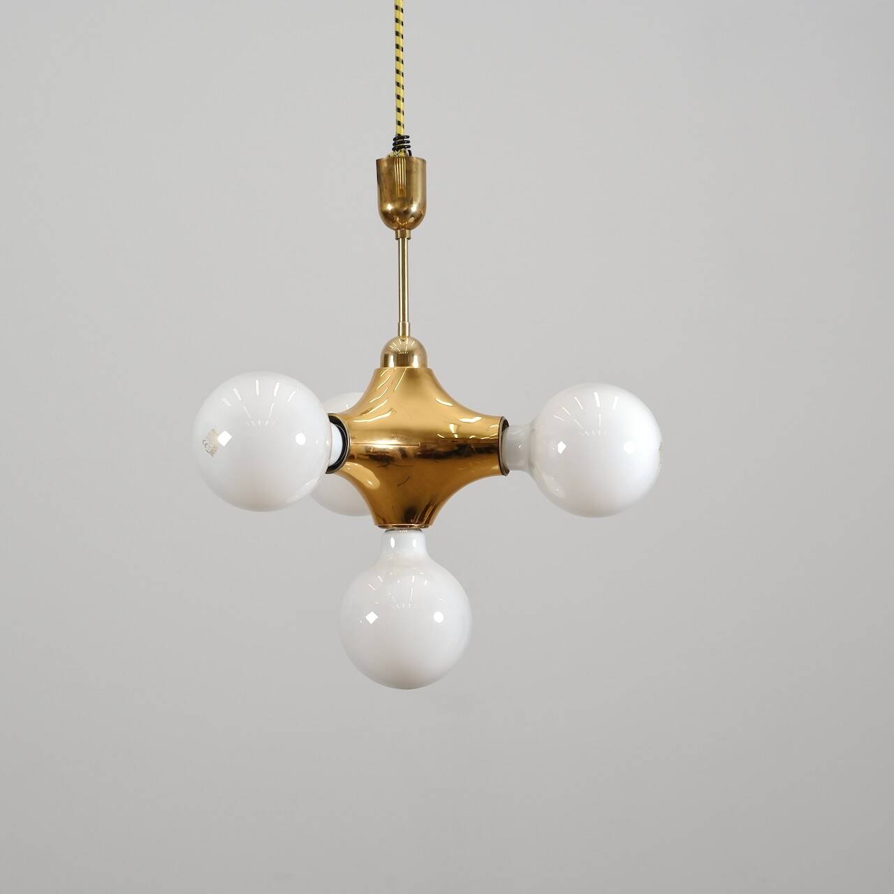 „Atomic“ ceiling lamps from Cosack Leuchten, Germany