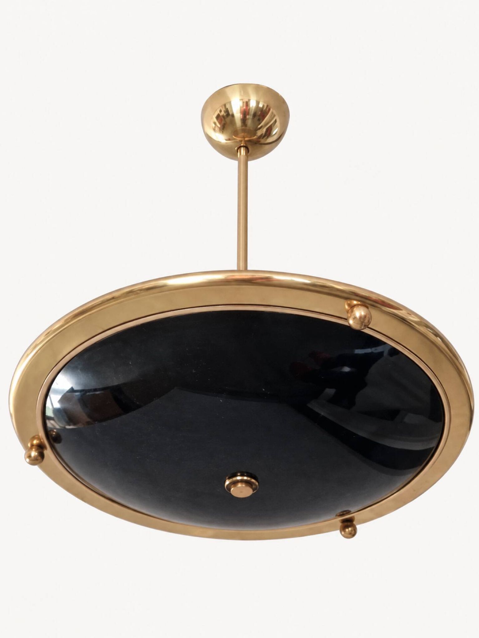 Vintage suspension in gilded brass and black lacquer – Sculptural design from the 70s