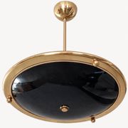 Vintage suspension in gilded brass and black lacquer – Sculptural design from the 70s