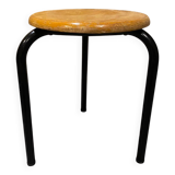 Tabouret tripode