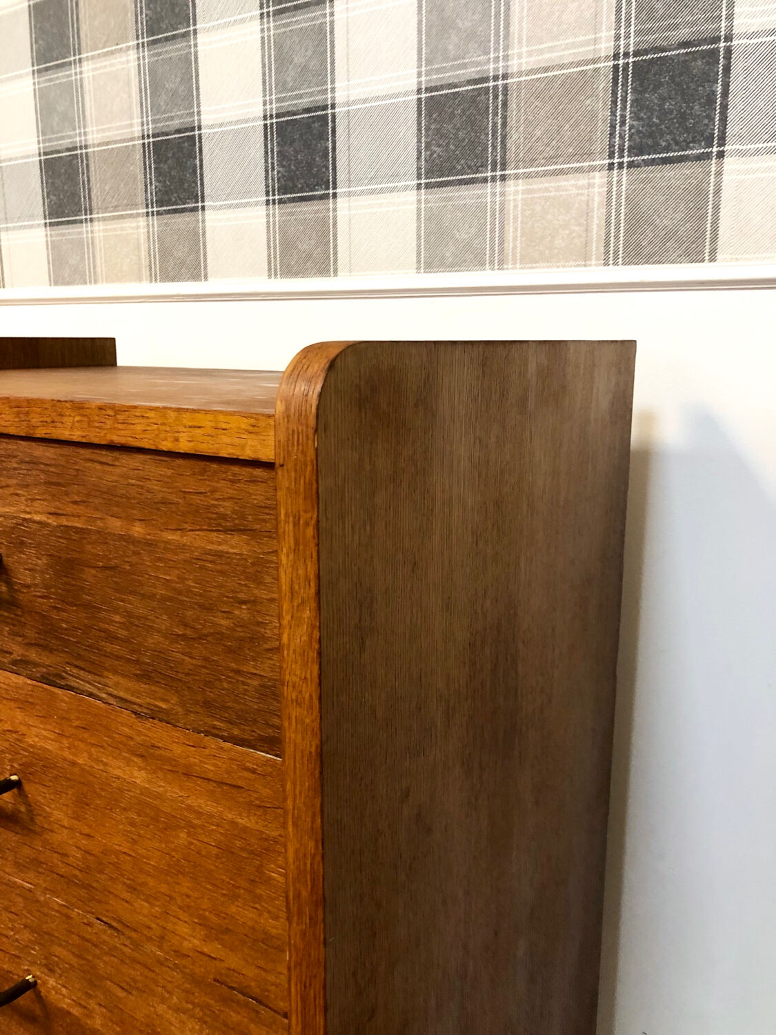 Vintage chiffonnier feet compass