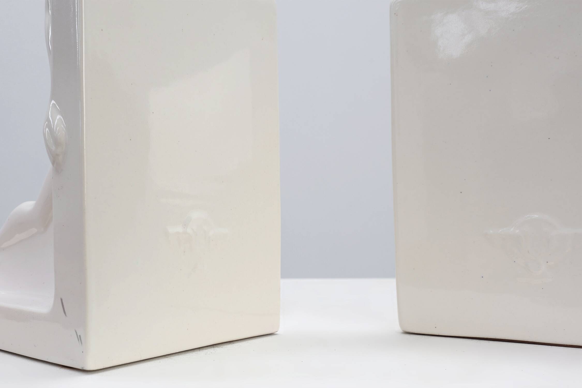 Pair Ceramic bookends by Godofridus Boonekamp for Plateelbakkerij Schoonhov