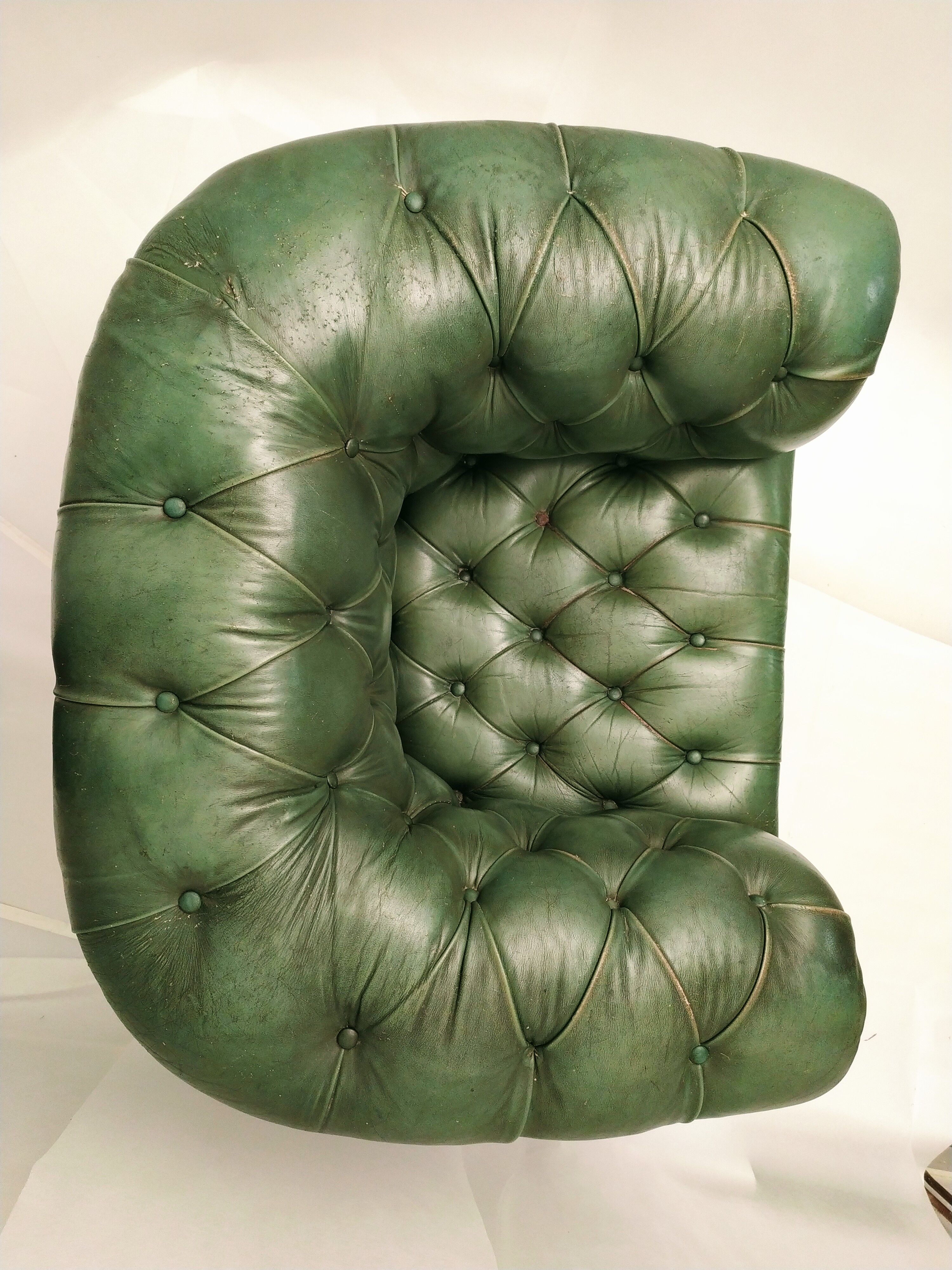 Former chesterfield green leather chair
