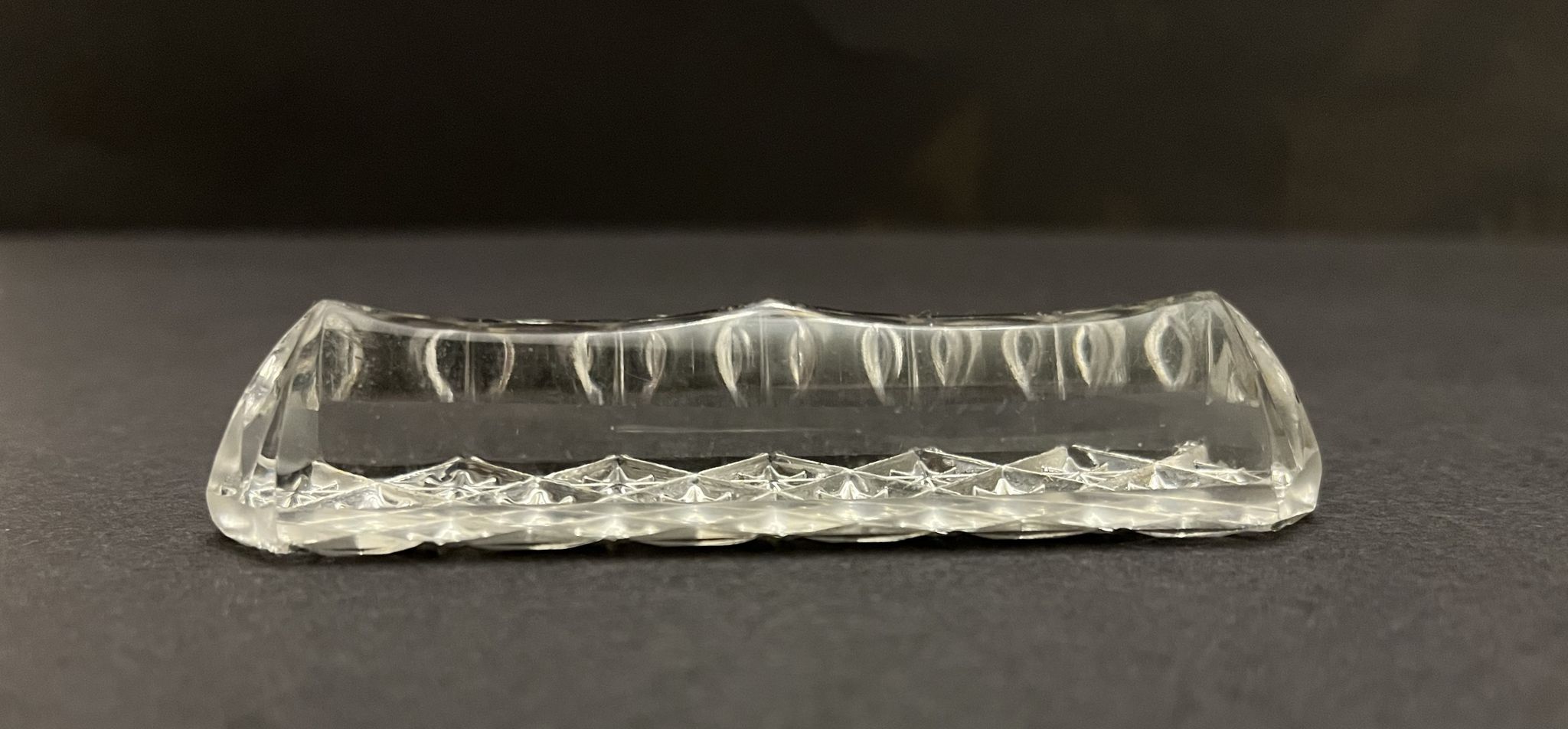 5 porte-couteaux en cristal taillé