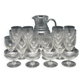 Carafe and stemware service