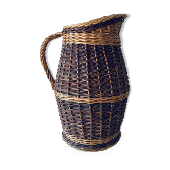 XXL pitcher in rattan and wicker