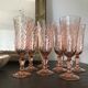 Flûte à champagne en verre rose luminarc modèle rosaline, vers 1960