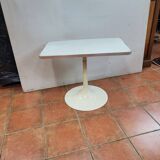 Tulip foot end table from the 70s