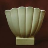 Ceramic fan vase by Giovanni Gariboldi for Richard Ginori