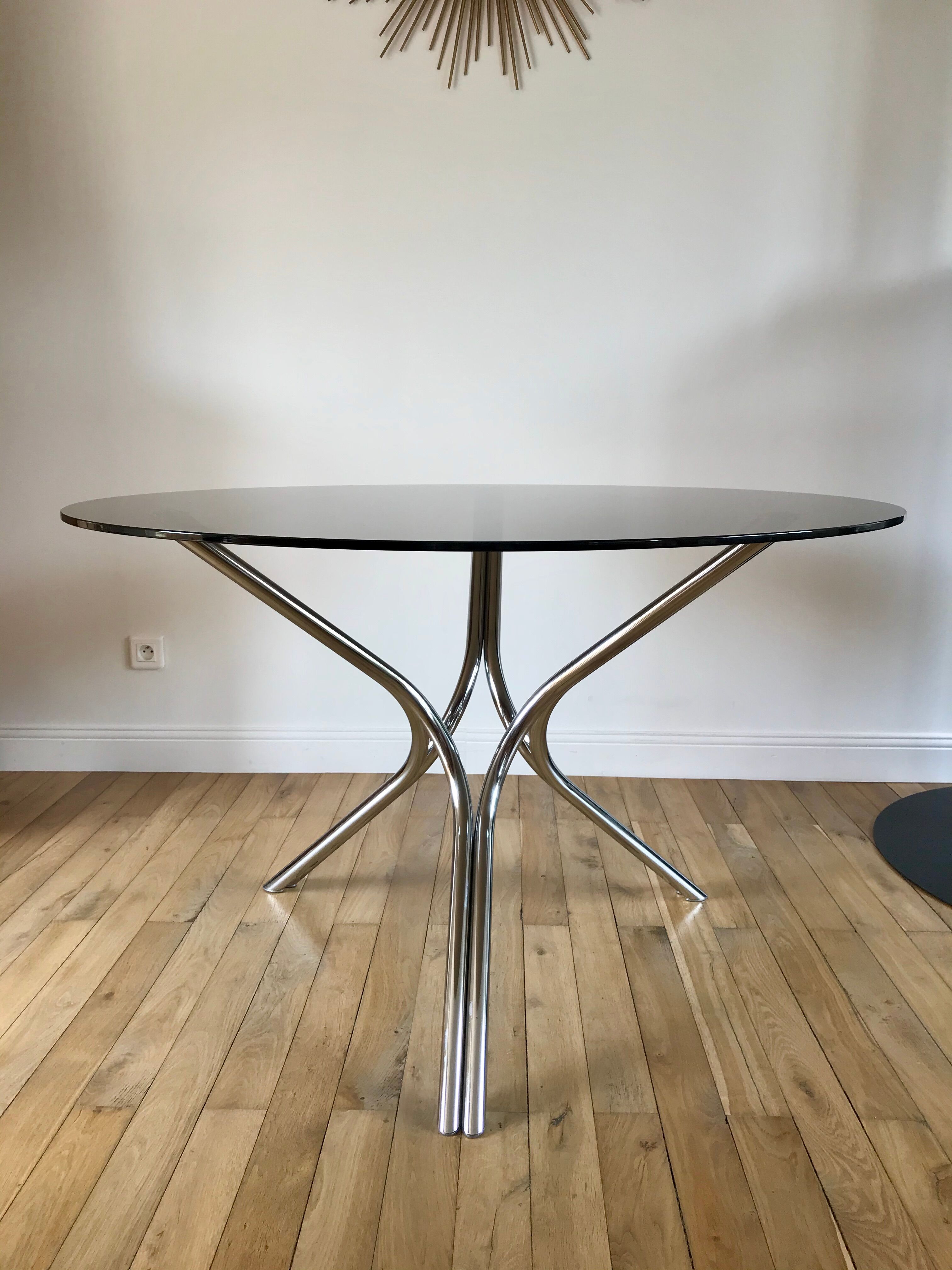 Dining / living table in chrome and smoked glass design 70s