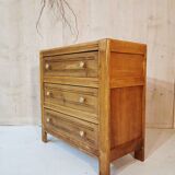 Oak chest of drawers