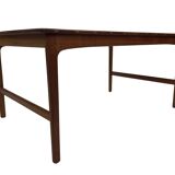 Table basse scandinave en teck massif par Yngvar Sandström - 1960