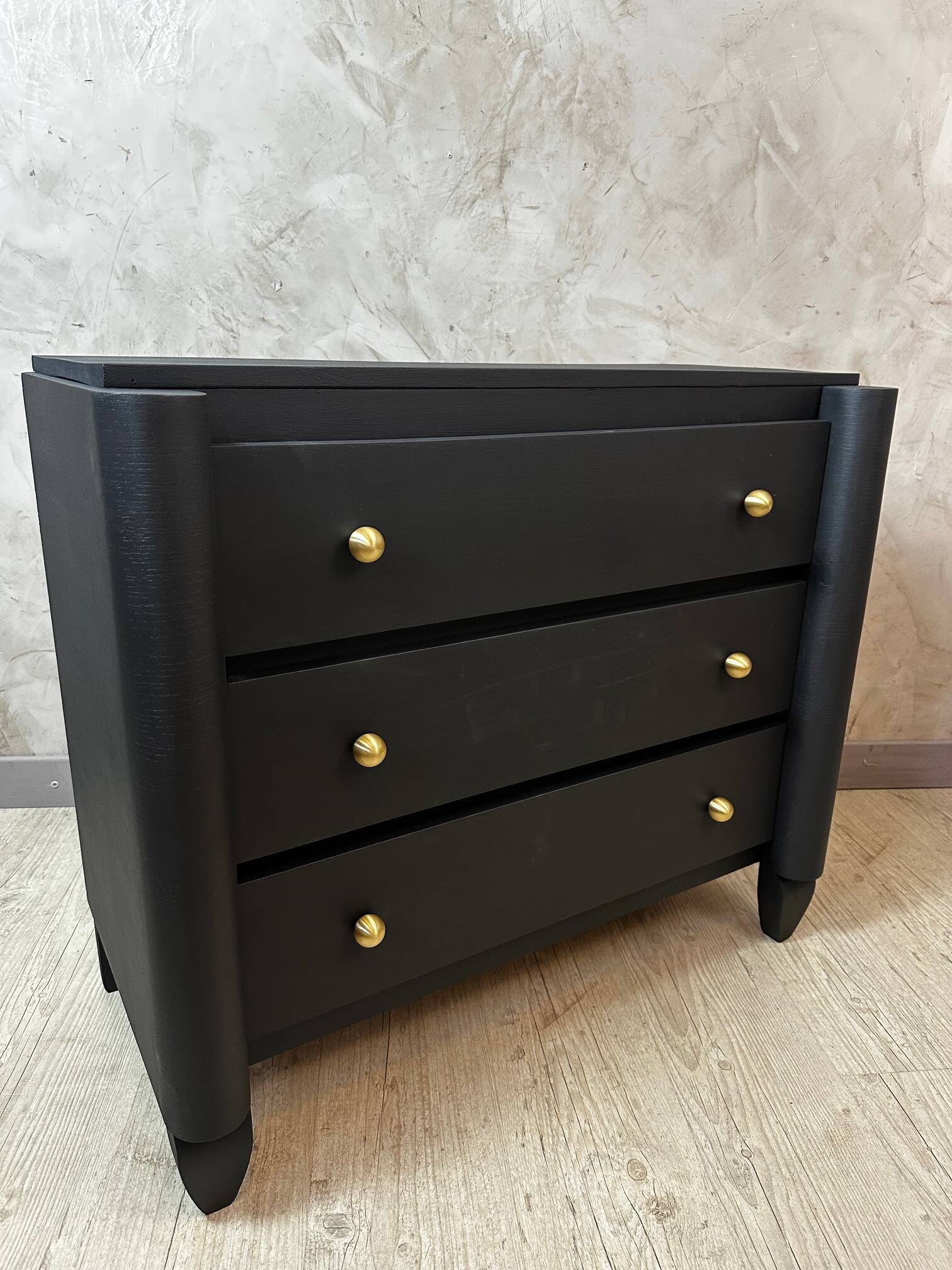 Art Deco Chest of Drawers
