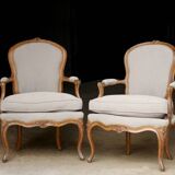 Adorable paire de fauteuils d'époque Louis XV.