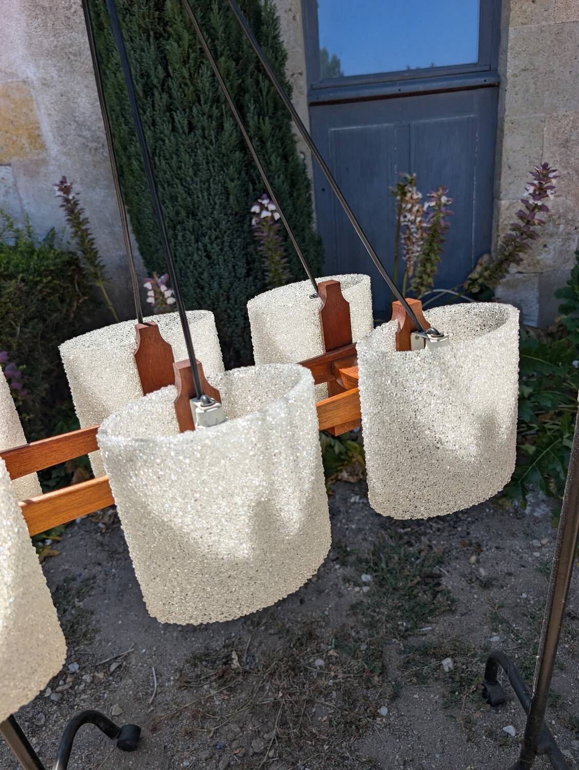 Scandinavian 6-light pendant light in teak and frosted perspex, 1960