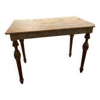 Table d’appoint ancienne de ferme