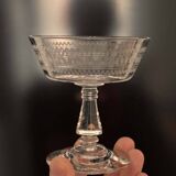 Baccarat, set of 10 engraved crystal champagne glasses from 1900.