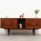 Buffet en teck, design danois, années 1970, production : Danemark