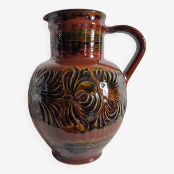 Large Hungarian ceramic jug/potiche