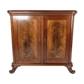 Mahogany standing cabinet