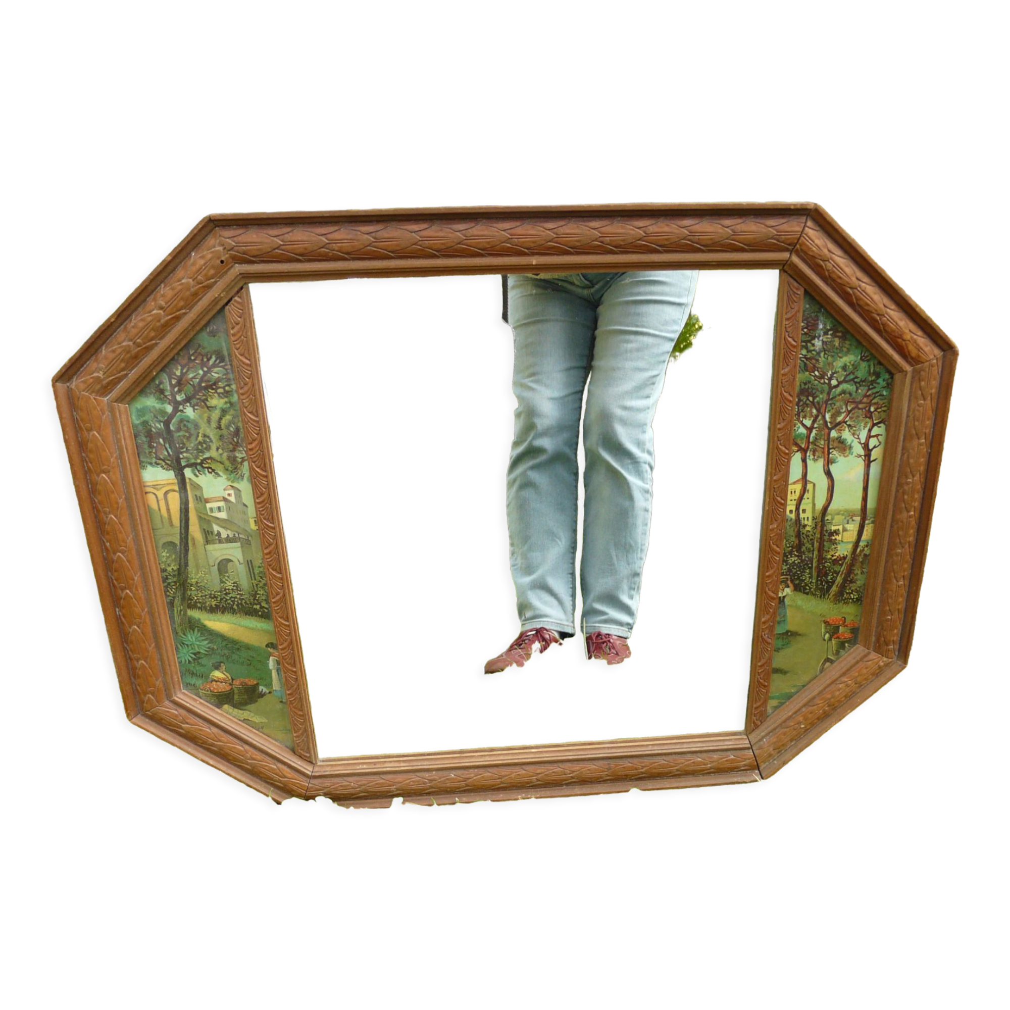 Wall mirror from the 1930s