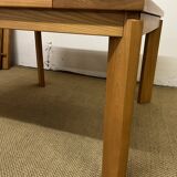 Table à manger extensible en orme massif par la Maison Regain