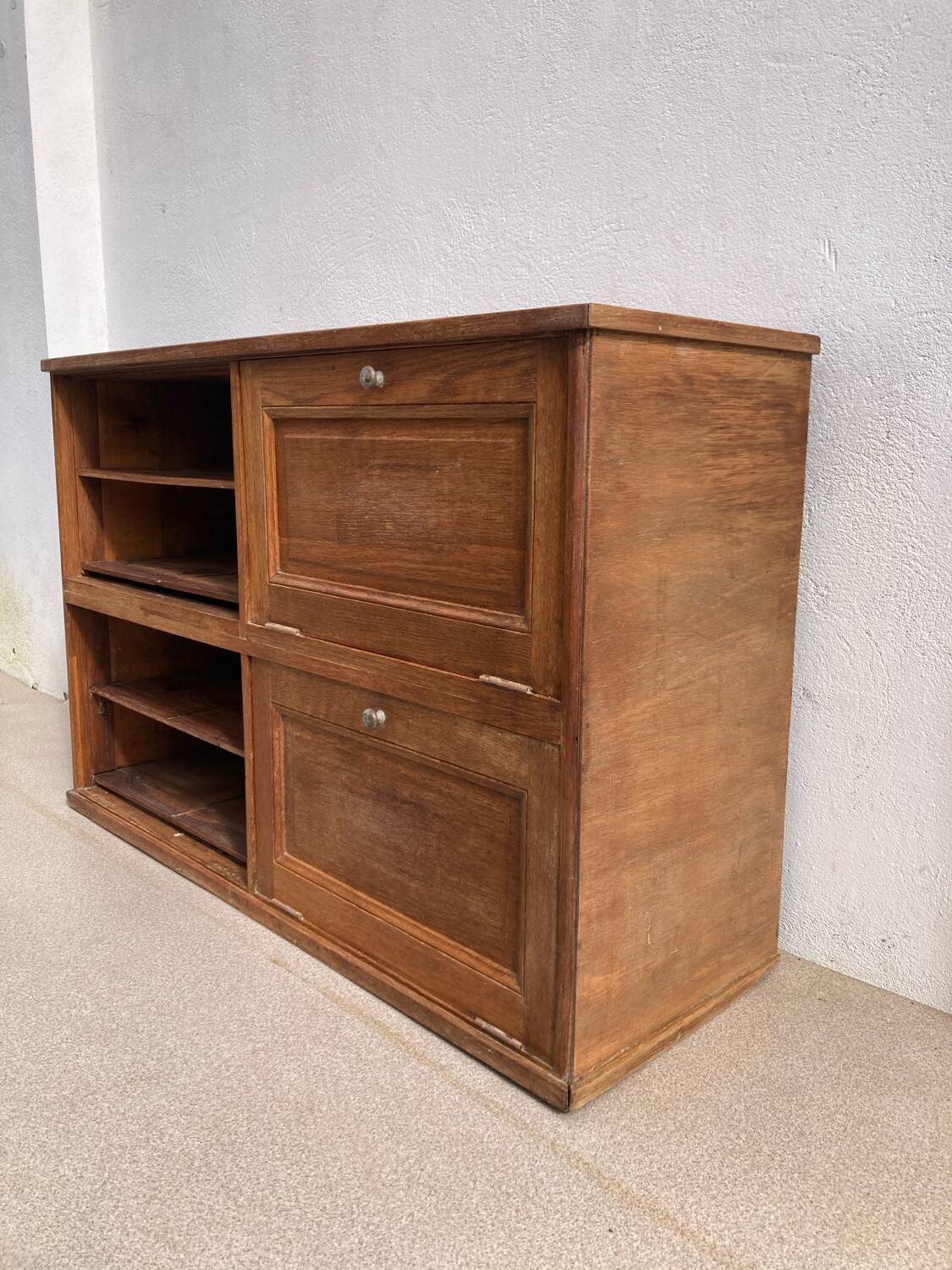 Trade furniture
