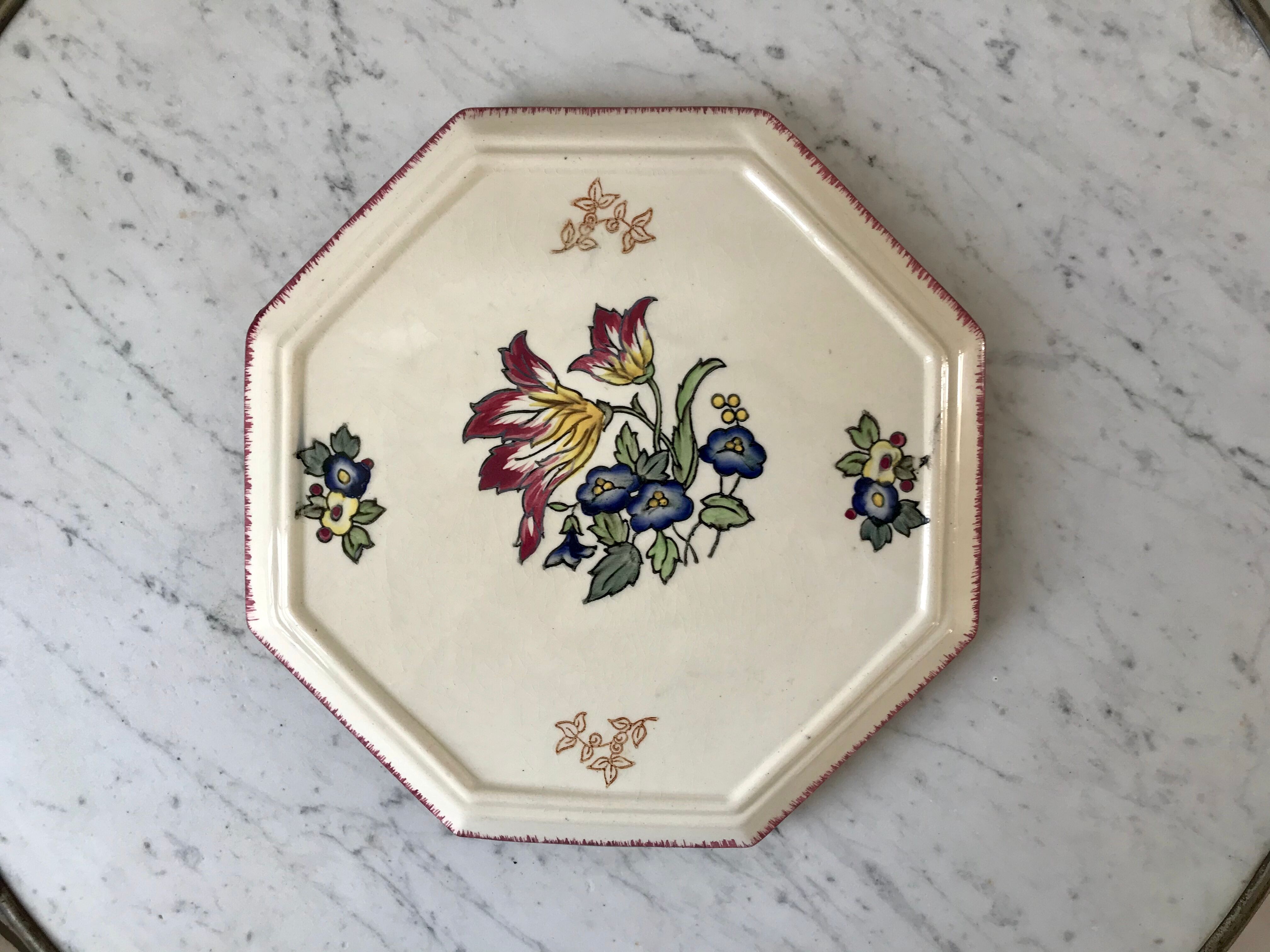 Flowering dish underside 40-50s