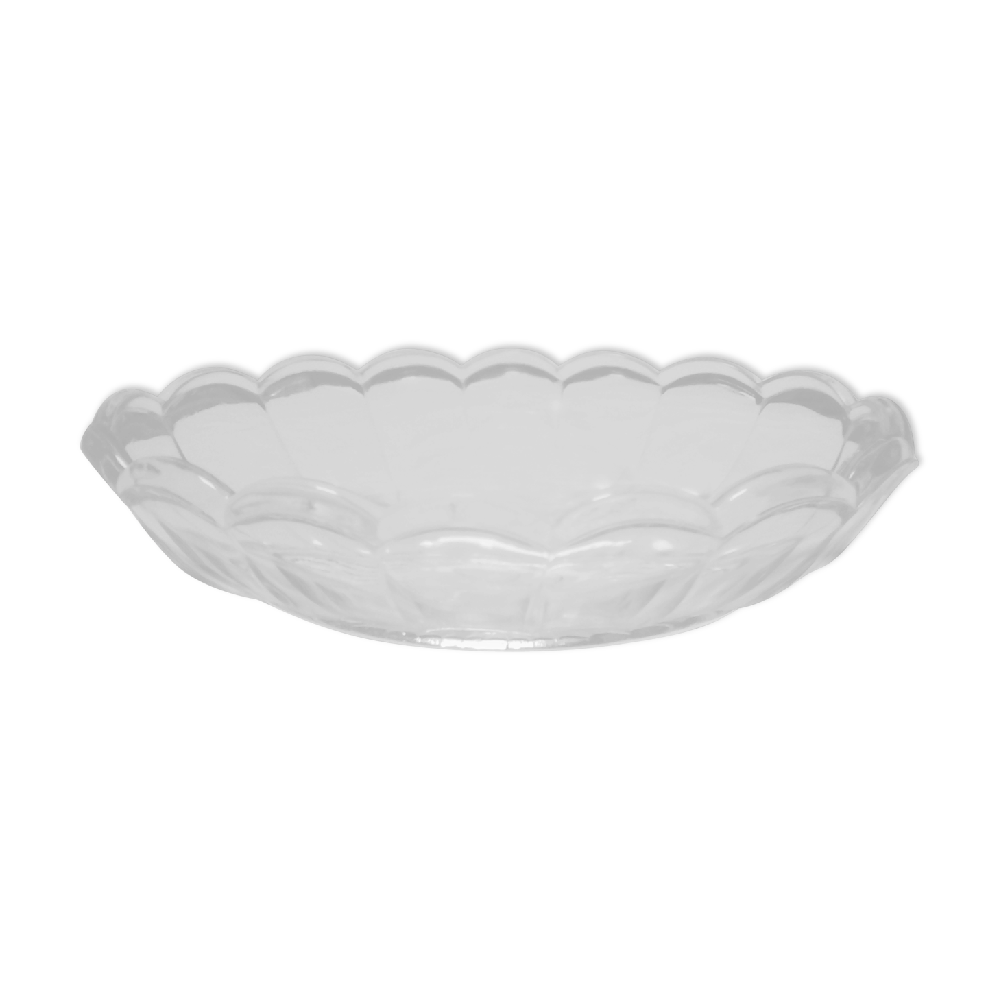 Ravier in scalloped cast glass