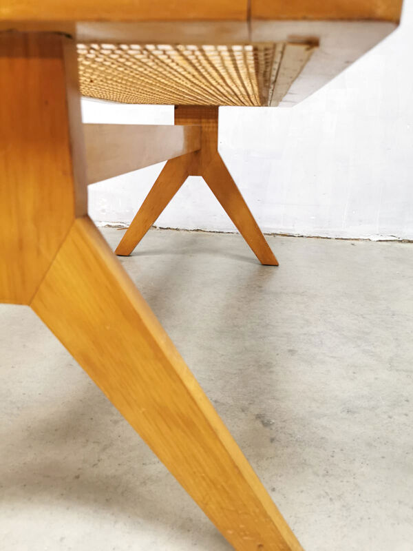 table basse design du milieu du siècle 'Webbing'