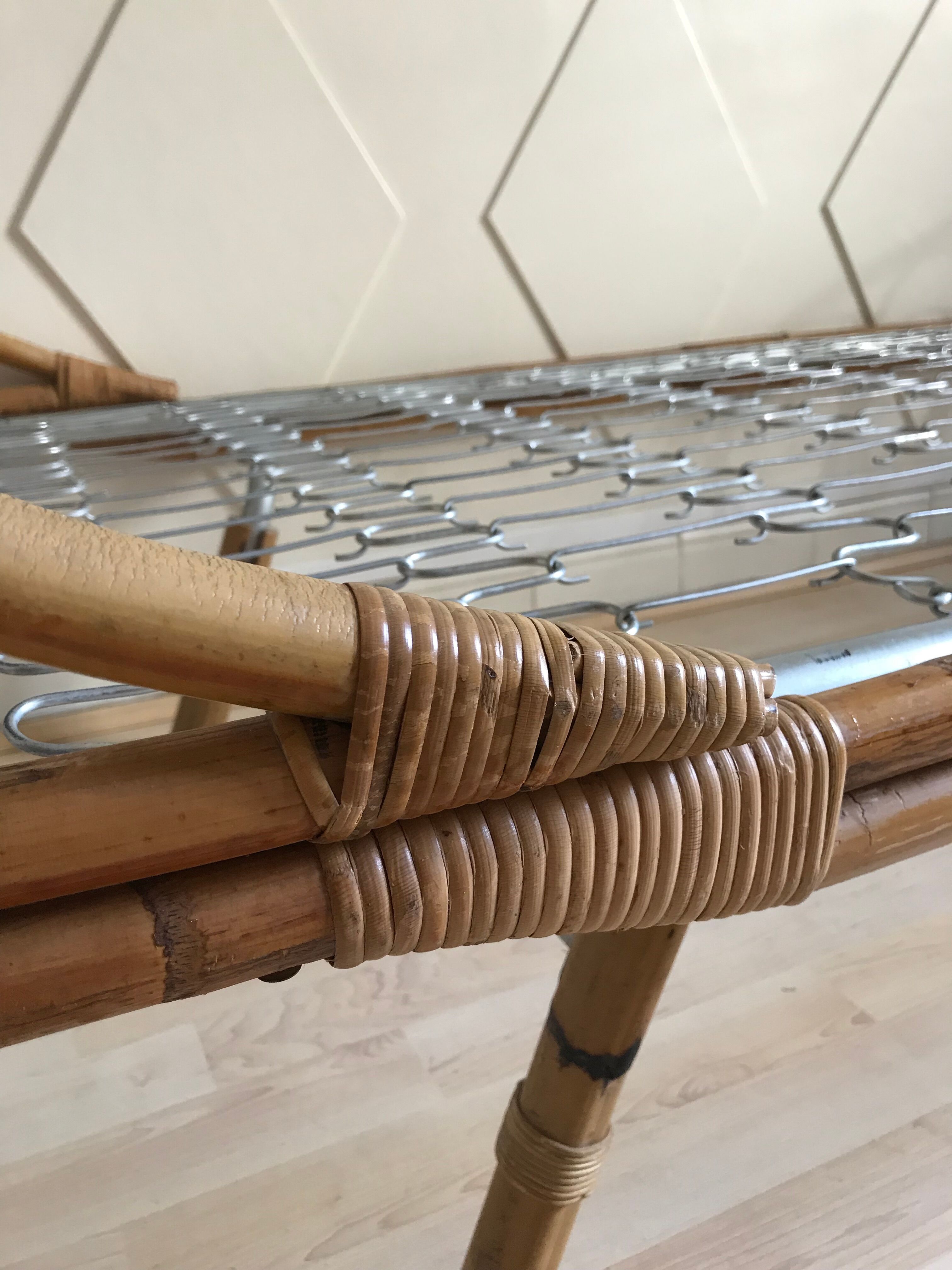 Bed bench into rattan vintage 1960