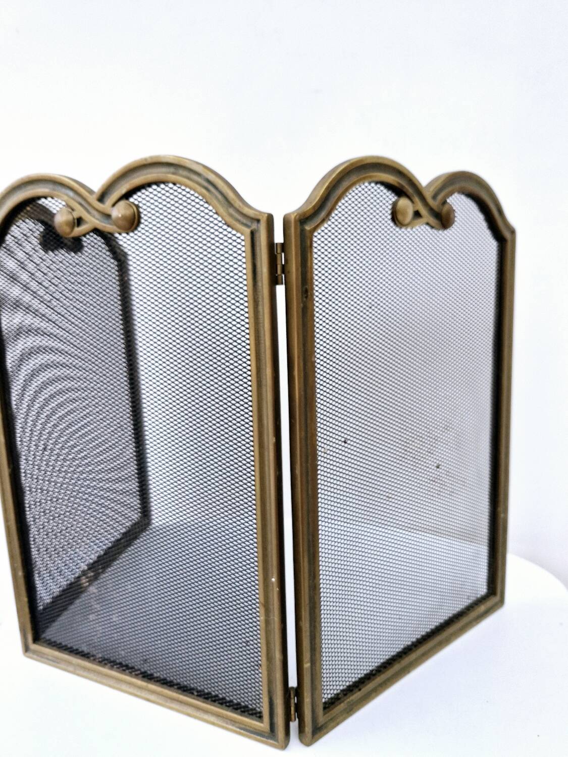 Antique brass fire screen 75x38cm fireplace protection screen