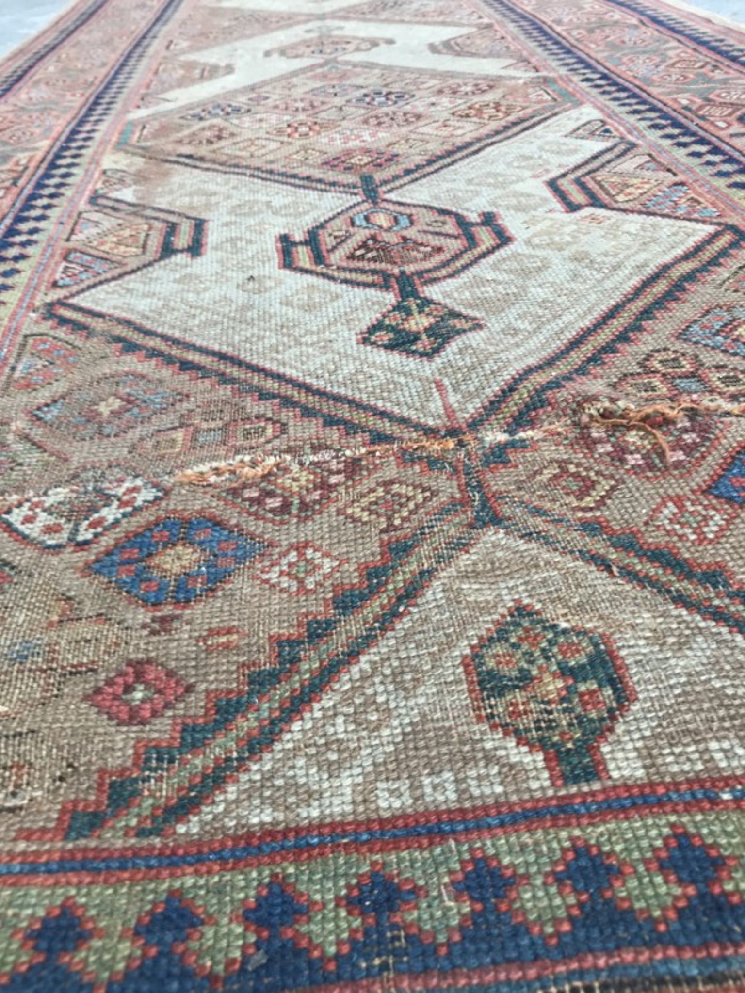 Former carpet Persian Sarab done hand 110 X 460 CM Hall