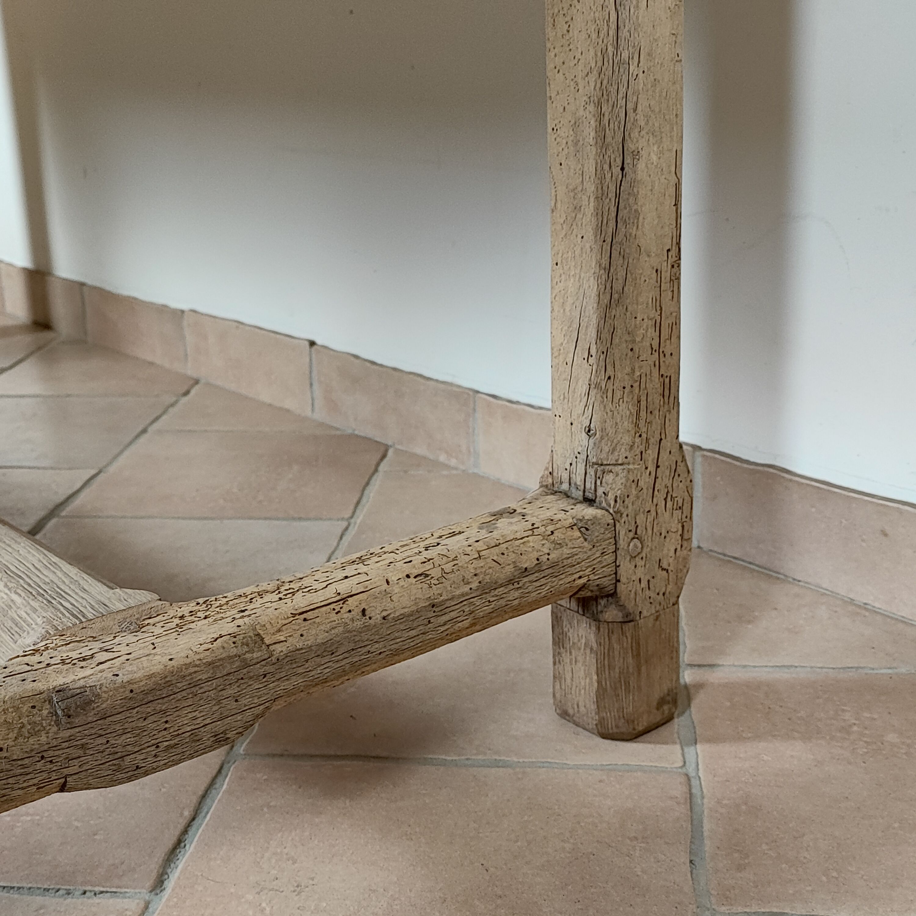 Farmhouse table