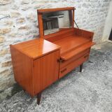 Scandinavian dressing table