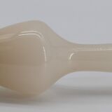 Vase en opaline rose