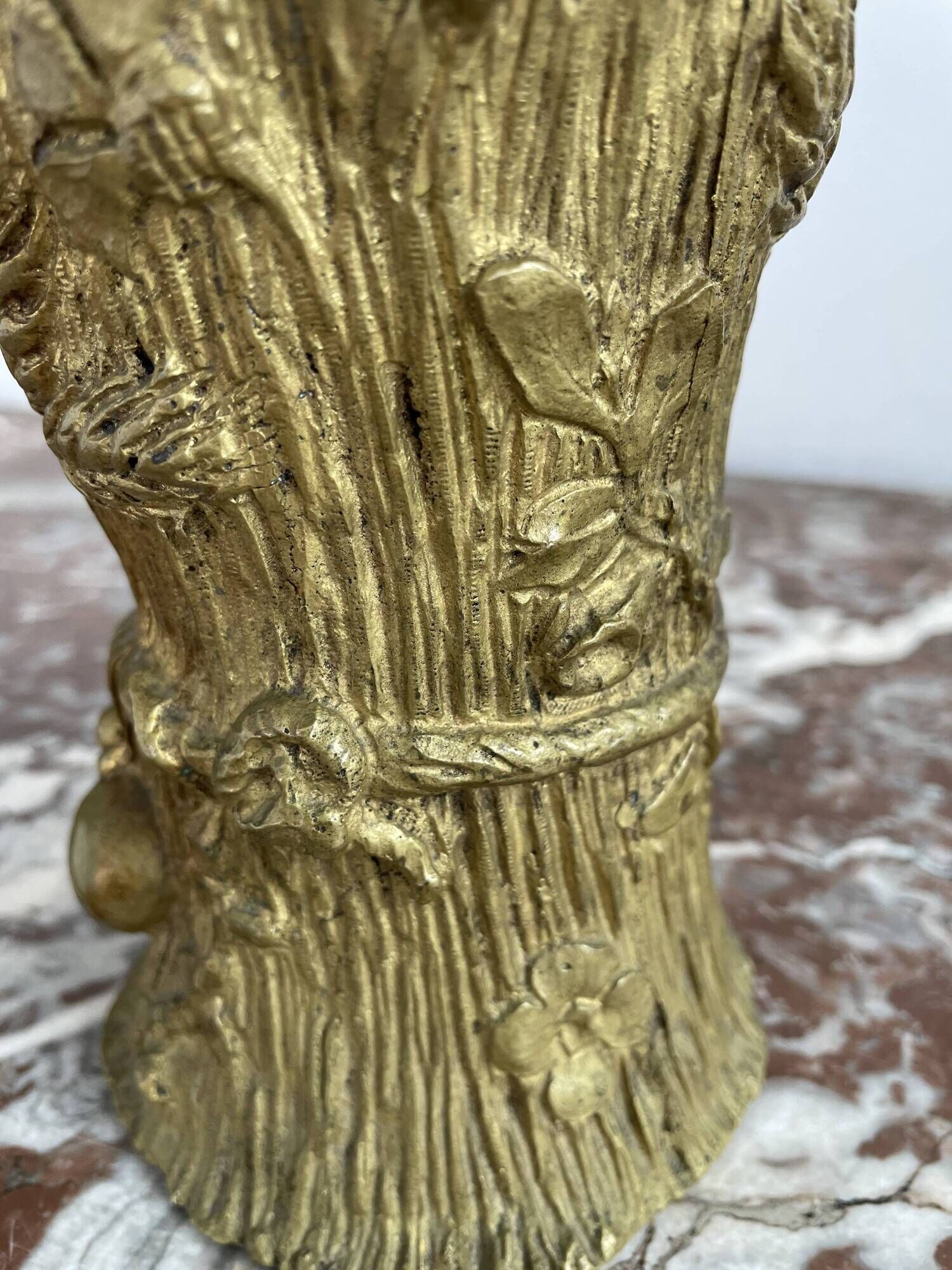 Pair of vases, solid bronze, gilded, early 20th century work, dove decoration, sheaf of wheat, art