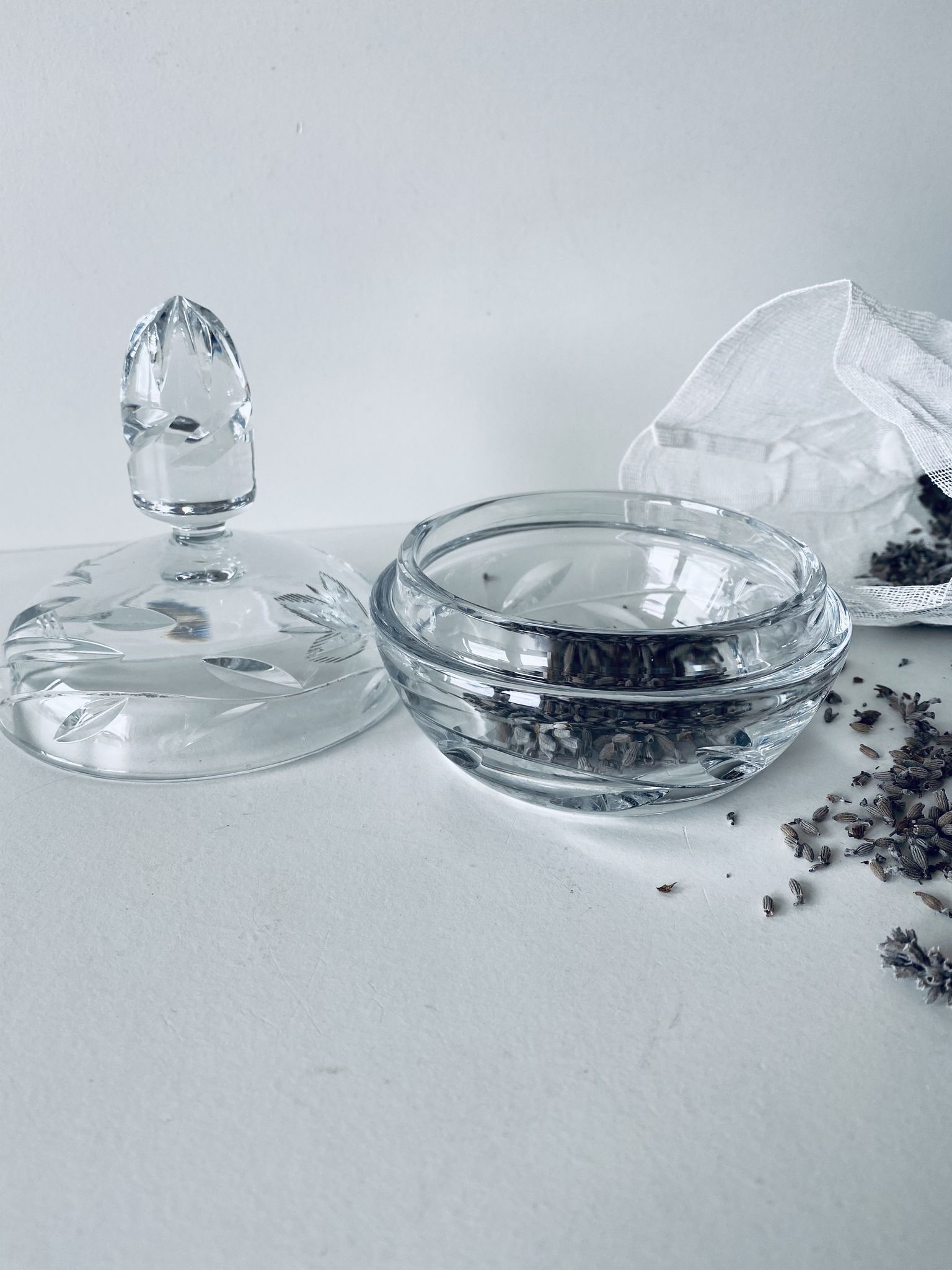 Cut crystal candy